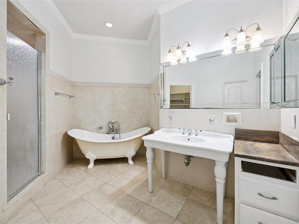 307  Ada Street , Irving Texas 75061