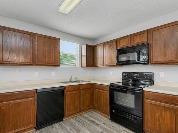 1215  Sullivan Drive , Cedar Hill Texas 75104