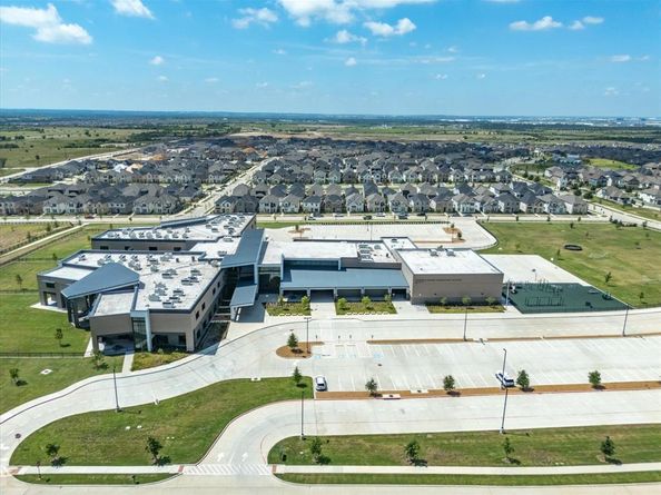2240  Lazy Dog Lane , Northlake Texas 76247