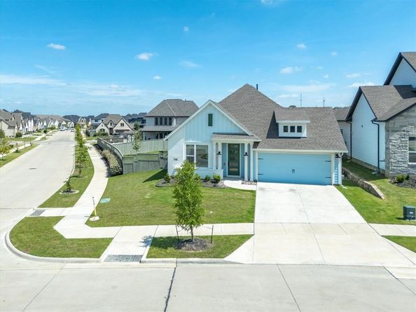 2240  Lazy Dog Lane , Northlake Texas 76247