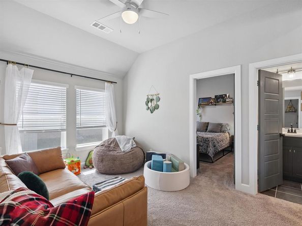 2240  Lazy Dog Lane , Northlake Texas 76247