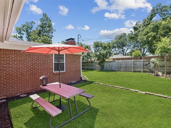 217  Leda Drive , Dallas Texas 75218
