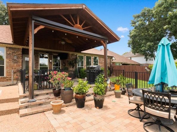 6321  Cobblestone Lane , Arlington Texas 76001