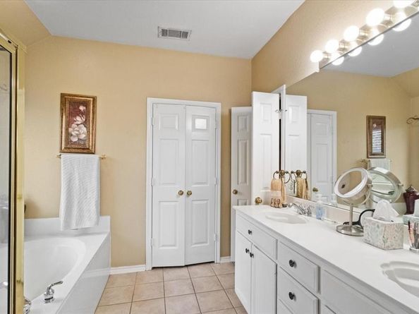 6321  Cobblestone Lane , Arlington Texas 76001
