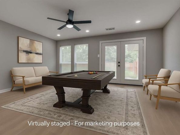 1044  Peach Lane , DeSoto Texas 75115