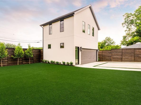 6814  Southridge Drive , Dallas Texas 75214