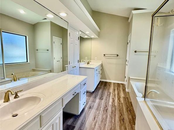 2004  Misty Creek Drive , Arlington Texas 76017