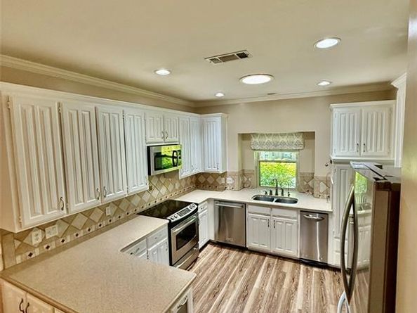 2004  Misty Creek Drive , Arlington Texas 76017