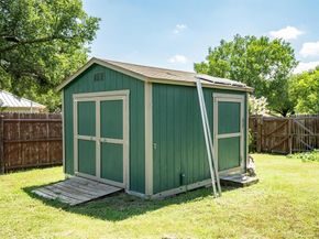 2016  Pembrooke Place , Denton Texas 76205