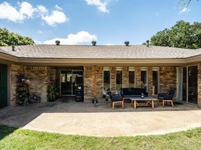 2016  Pembrooke Place , Denton Texas 76205