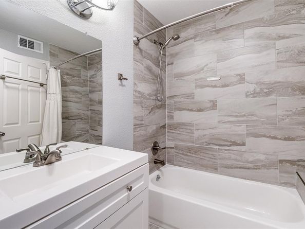 6119  Summer Creek Circle , Dallas Texas 75231