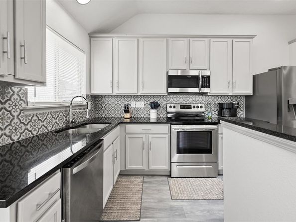 8205  Cedarcrest  , Fort Worth Texas 76123