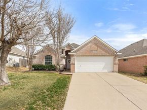 8205  Cedarcrest  , Fort Worth Texas 76123