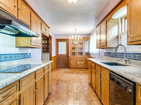 2209  Michael Street , Garland Texas 75040