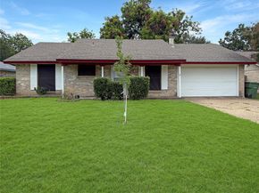 1010  Westbrook Drive , Garland Texas 75043