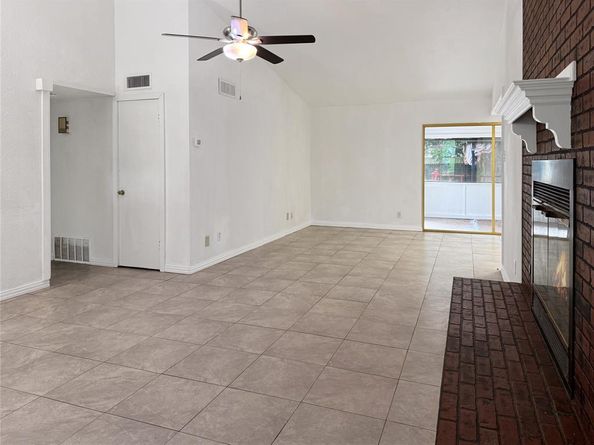 1010  Westbrook Drive , Garland Texas 75043