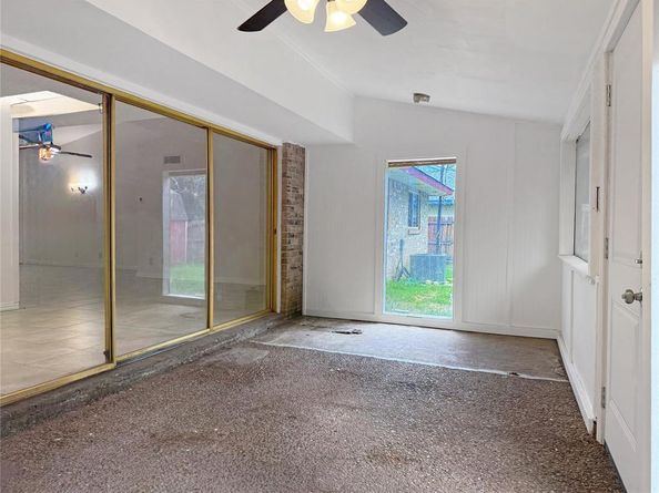 1010  Westbrook Drive , Garland Texas 75043