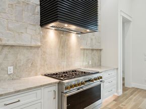 200  Valley View Drive N, Colleyville Texas 76034