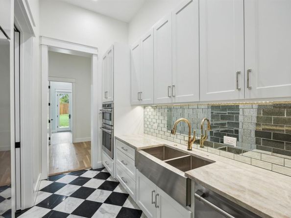 200  Valley View Drive N, Colleyville Texas 76034