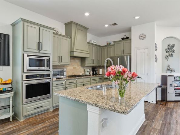 1011  Richmond Drive , Rockwall Texas 75087