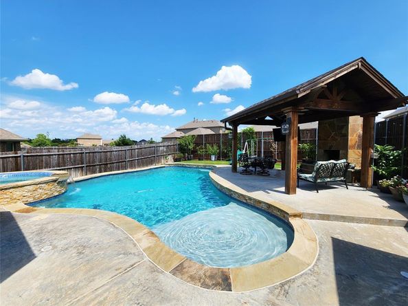 1011  Richmond Drive , Rockwall Texas 75087