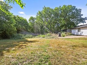 5166  Lauderdale Street , Dallas Texas 75241