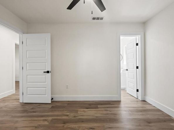 5166  Lauderdale Street , Dallas Texas 75241