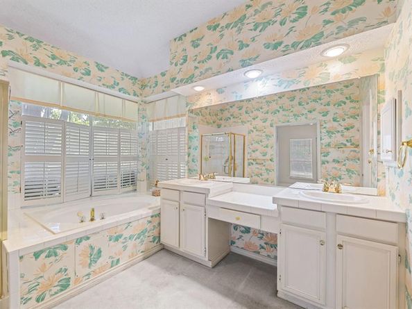 813  Palm Desert Drive , Garland Texas 75044