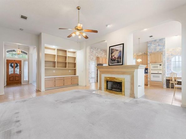 813  Palm Desert Drive , Garland Texas 75044