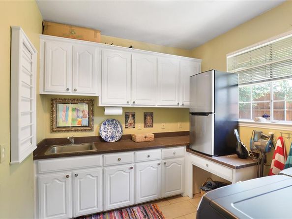 2823  Roundrock  , McKinney Texas 75072