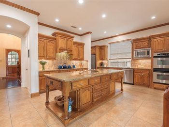 1607  Navarro Court 