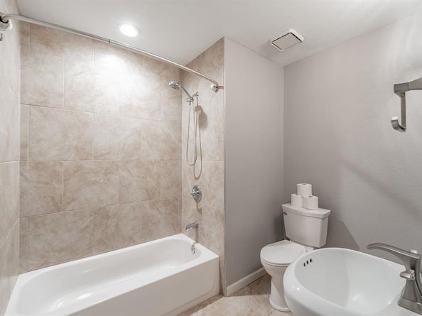 1538  Sunswept Terrace , Lewisville Texas 75077