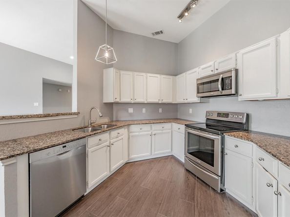 1538  Sunswept Terrace , Lewisville Texas 75077
