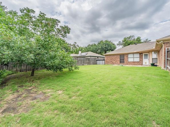 1538  Sunswept Terrace , Lewisville Texas 75077
