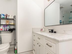 2517  Blanton Street , Dallas Texas 75227