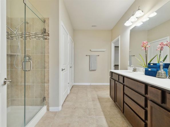 6281  Paragon Drive , Frisco Texas 75036