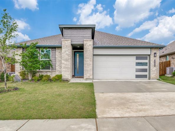 2100  Blackcap Street , Denton Texas 76205