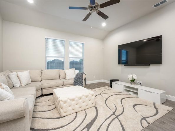 2100  Blackcap Street , Denton Texas 76205