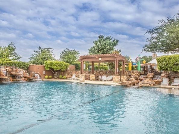 10104  Waterstone Way , McKinney Texas 75072