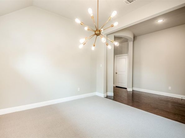 2409  Valley Lane , Carrollton Texas 75010
