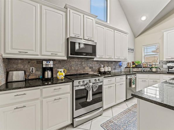 2554  Adam Lane , Lewisville Texas 75056