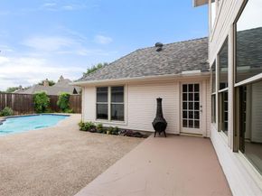 2304  Colleen Court , Carrollton Texas 75007