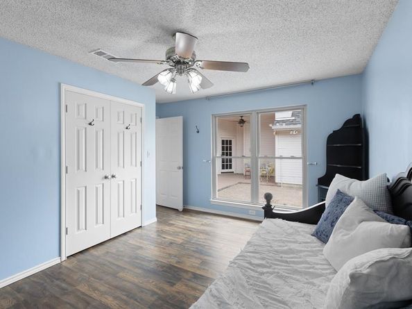 2304  Colleen Court , Carrollton Texas 75007