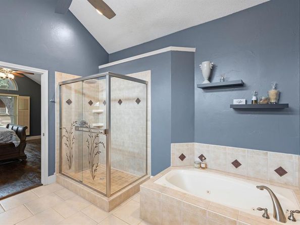 2304  Colleen Court , Carrollton Texas 75007