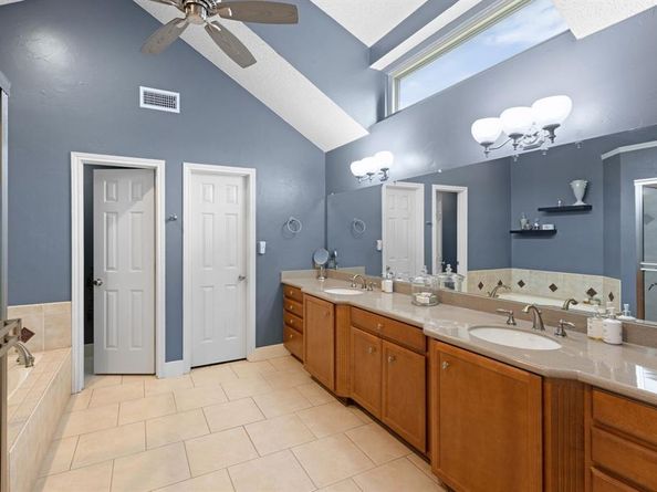 2304  Colleen Court , Carrollton Texas 75007