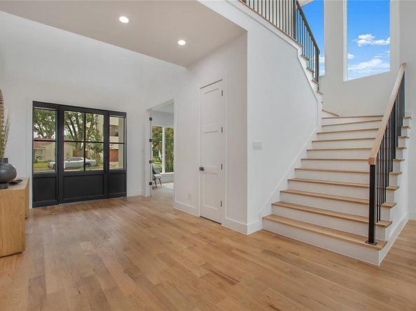 3742  Almazan Drive , Dallas Texas 75220