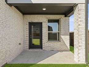 1632  Elle Lane , Aubrey Texas 76227