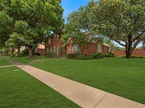 1414  Bonnie View Drive , Garland Texas 75042