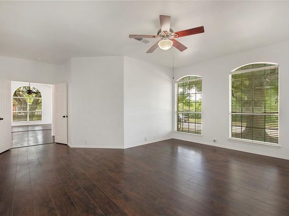 1414  Bonnie View Drive , Garland Texas 75042