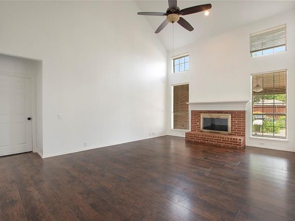 1414  Bonnie View Drive , Garland Texas 75042